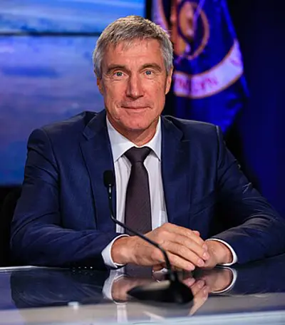 1958 sergei krikalev russian engineer and astronaut 08 27