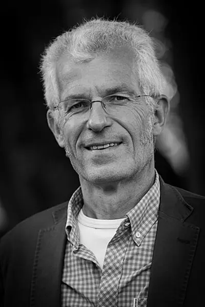 1958 stephen clarke english french journalist and author 10 15