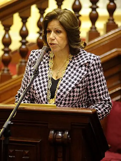 1959 lourdes flores peruvian lawyer and politician 10 07