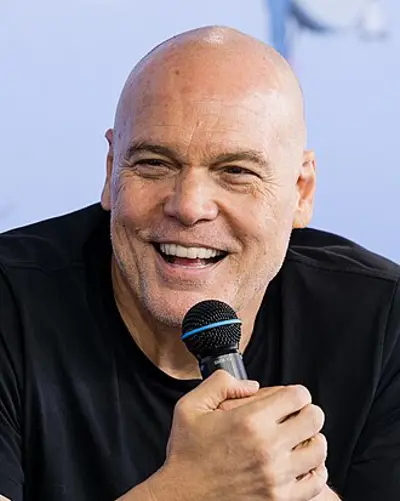 1959 vincent donofrio american actor 06 30