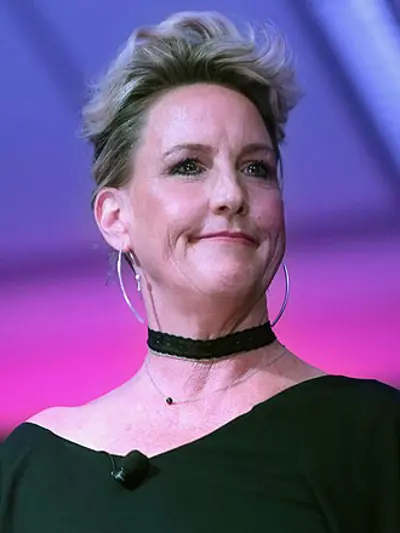 1960 erin brockovich american lawyer and environmentalist 06 22