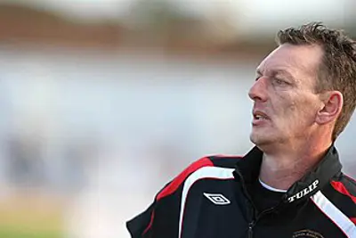 1963 alan mcdonald irish footballer and manager died 2012 10 12