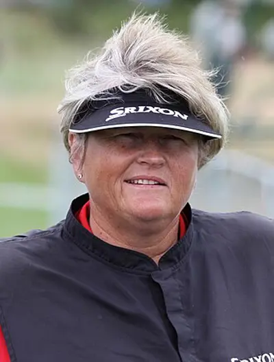 1963 laura davies english golfer and sportscaster 10 05
