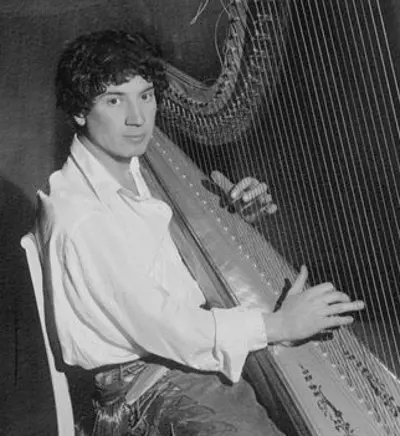 1964 harpo marx american comedian actor and singer born 1888 09 28