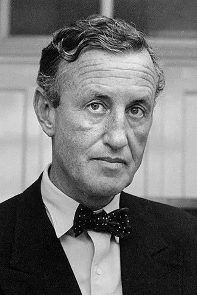 1964 ian fleming english spy journalist and author born 1908 08 12