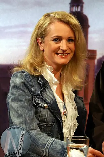 1964 nicole german singer 10 25