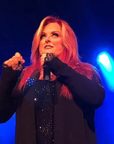 1964 wynonna judd american singer songwriter guitarist and act 05 30