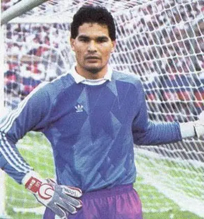 1965 jose luis chilavert paraguayan footballer 07 27