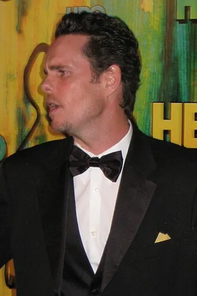 1965 kevin dillon american actor 08 19