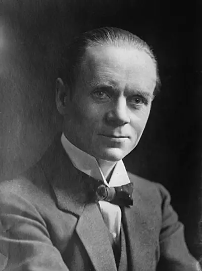 1967 norman angell english journalist and politician nobel priz 10 07