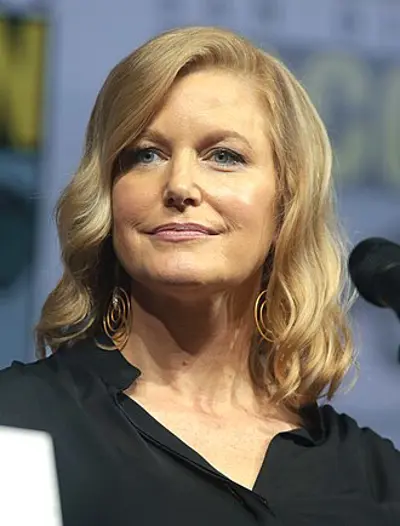 1968 anna gunn american actress 08 11
