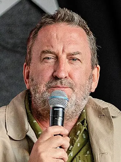1968 lee mack english comedian actor producer and screenwrite 08 04
