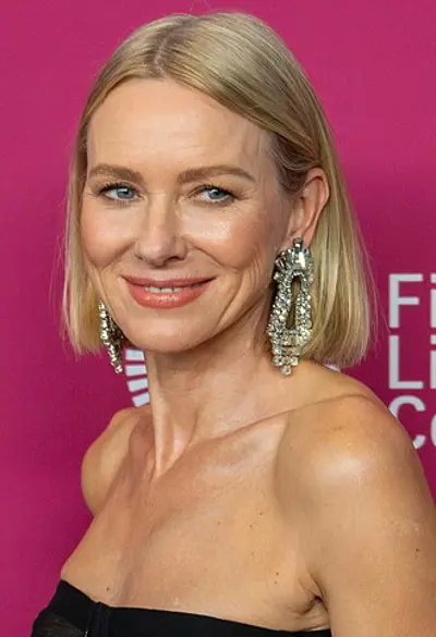 1968 naomi watts english australian actress and producer 09 28