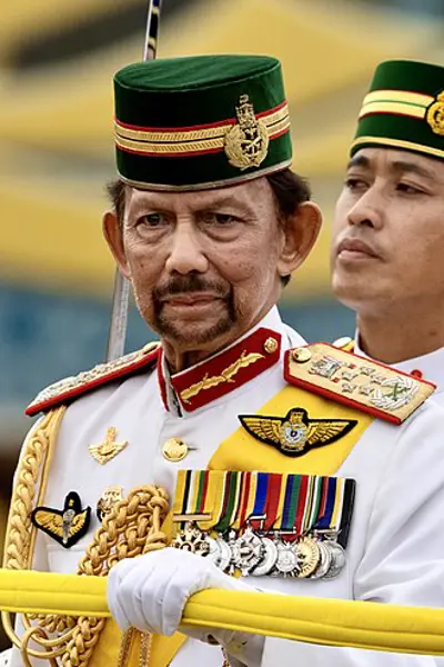 1968 the coronation of hassanal bolkiah the 29th sultan of brune 08 01