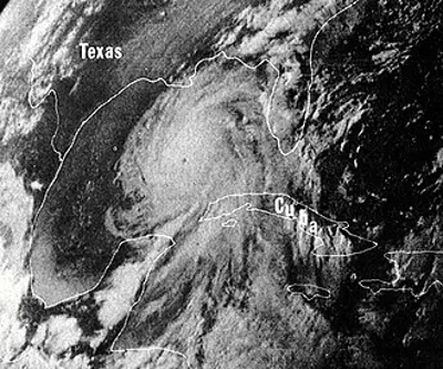 1969 category 5 hurricane camille hits the u.s