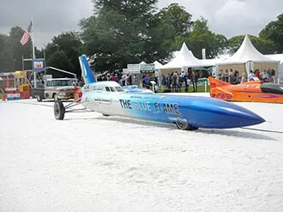 1970 gary gabelich sets a land speed record in a rocket powered a 10 23