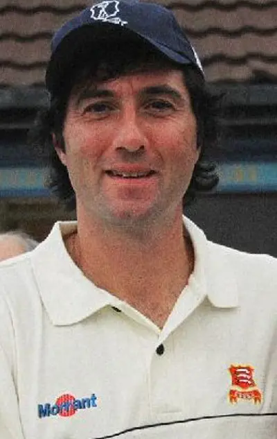 1971 ronnie irani english cricketer 10 26