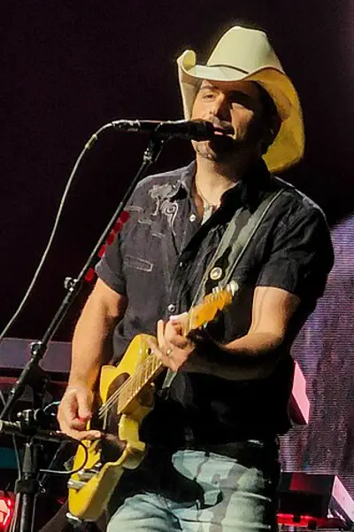 1972 brad paisley american singer songwriter and guitarist 10 28