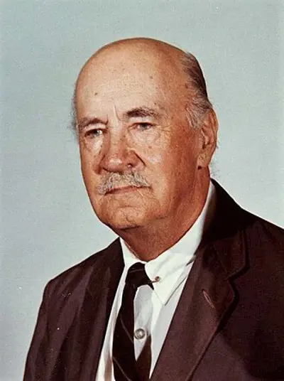 1972 igor sikorsky ukrainian american engineer and academic fou 10 26