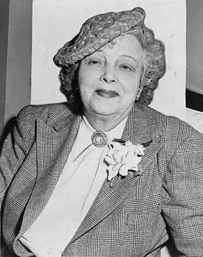 1973 margaret caroline anderson american publisher founded the 10 18