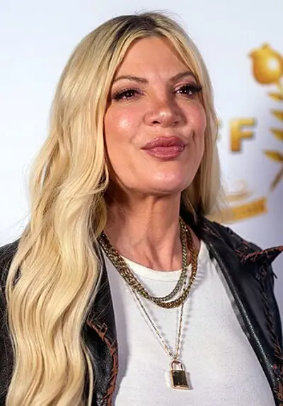 1973 tori spelling american actress reality television personal 05 16