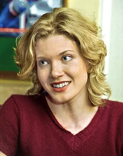 1974 jennifer lien american actress 08 24