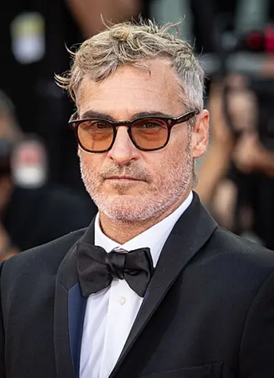 1974 joaquin phoenix american actor and producer 10 28