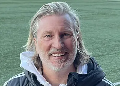 1974 robbie savage welsh footballer and sportscaster 10 18