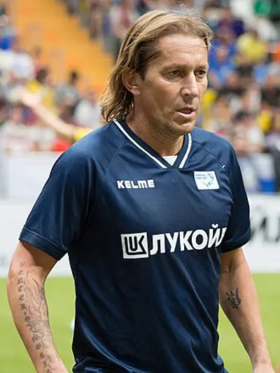 1975 michel salgado spanish footballer 10 22