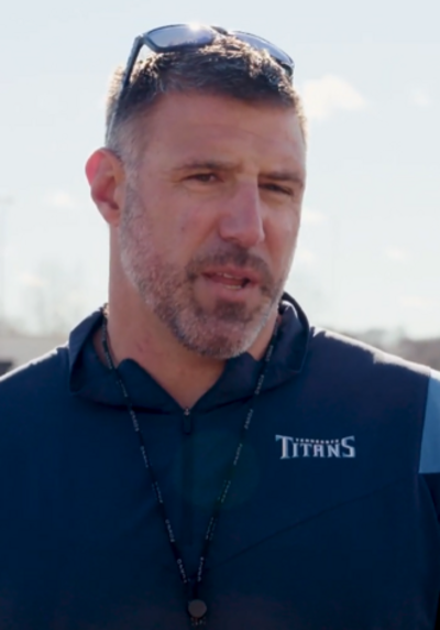 1975 mike vrabel american football player 08 14