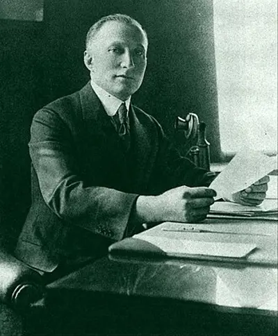 Adolph Zukor, American film producer, co-founded Paramount Pictures (born 1873)