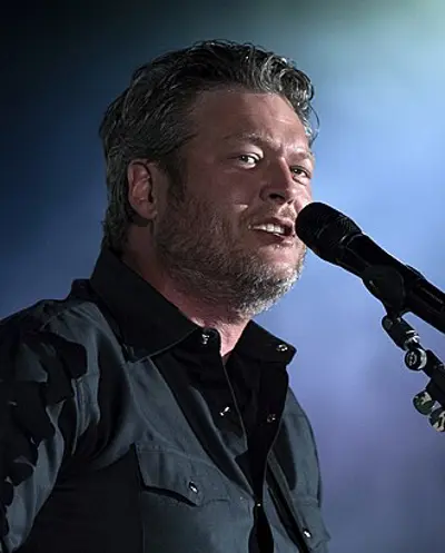 Blake Shelton, American singer-songwriter and guitarist