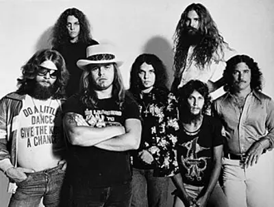 1977 a plane carrying the rock band lynyrd skynyrd crashes in woo 10 20