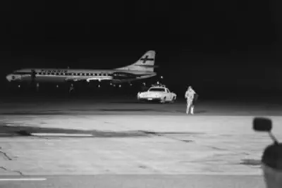 1978 finnair flight 405 is hijacked by aarno lamminparras in oulu 09 30