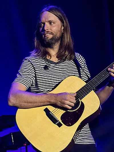 1978 james valentine american musician and songwriter 10 05
