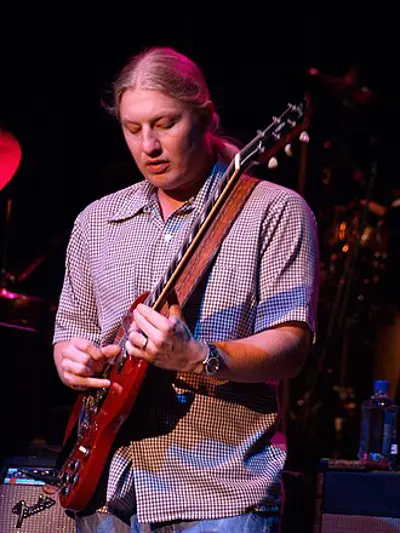1979 derek trucks american guitarist former member of the allma 06 08