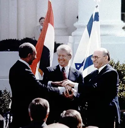 1979 in accord with the egyptisrael peace treaty israel begins 07 25