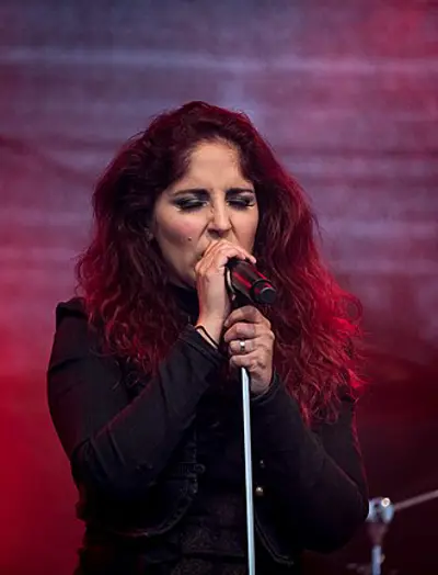 1979 marcela bovio mexican singer songwriter and violinist 10 17