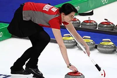 1982 camilla jensen danish curler 10 25