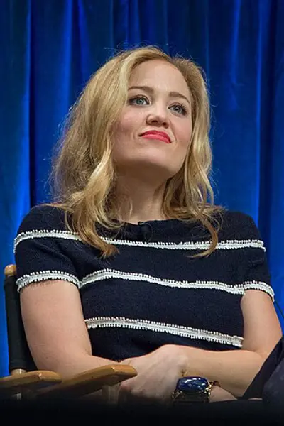 1982 erika christensen american actress 08 19