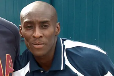 1982 lloyd dyer english footballer 09 13