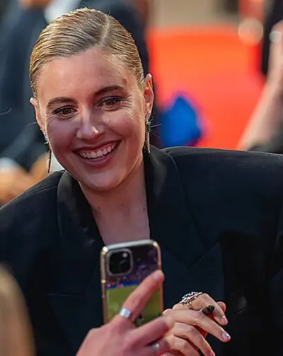 1983 greta gerwig american actress producer and screenwriter 08 04