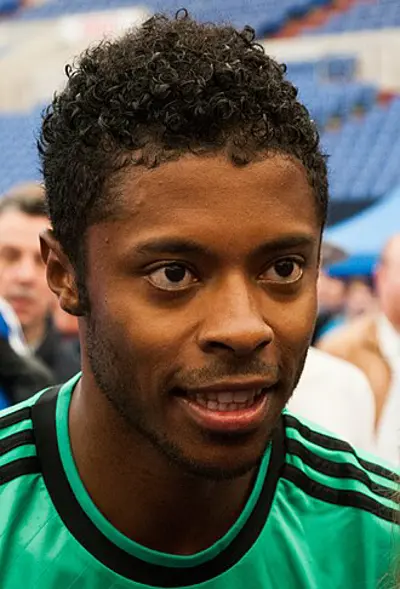 1983 michel bastos brazilian footballer 08 02