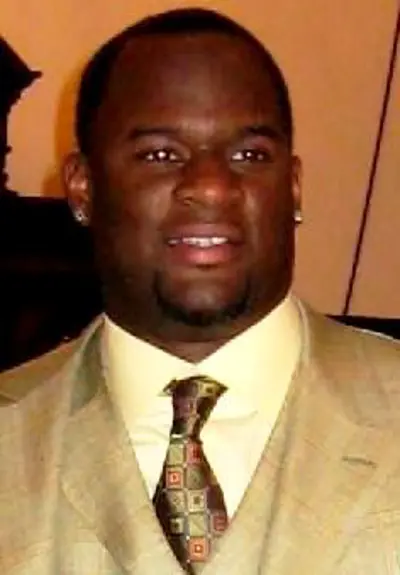 1983 vince young american football player 05 18