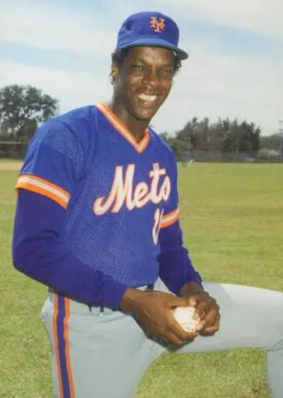 1984 dwight gooden sets the baseball record for strikeouts in a s 09 12