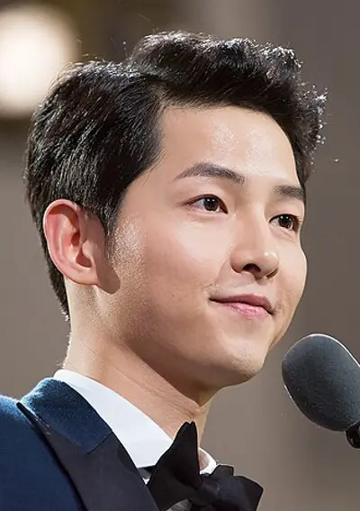 1985 song joong ki south korean actor 09 19