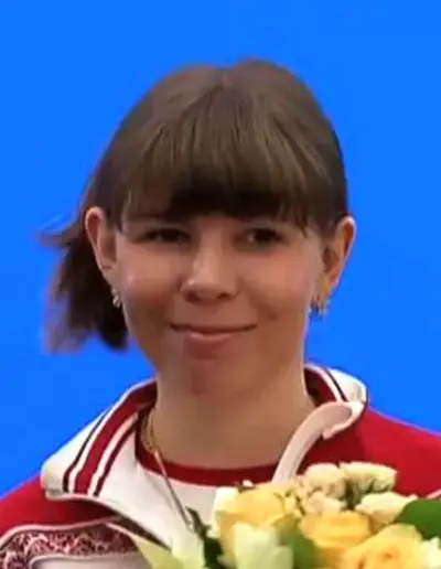 1986 ekaterina shumilova russian biathlete 10 25