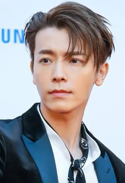 1986 lee donghae south korean singer songwriter 10 15