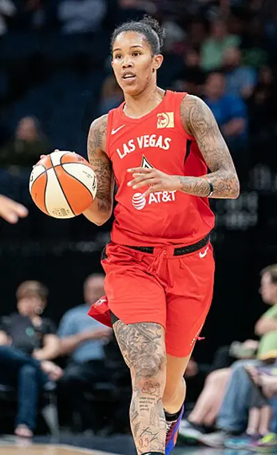 1986 tamera young american basketball player 10 30