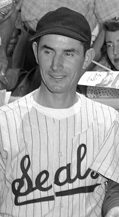 1986 vince dimaggio american baseball player and manager born 1 10 03